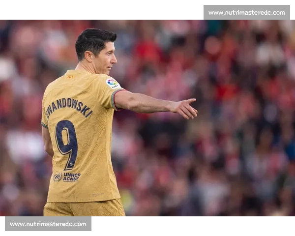 跟队:莱万重返合练 剑指埃尔切之战